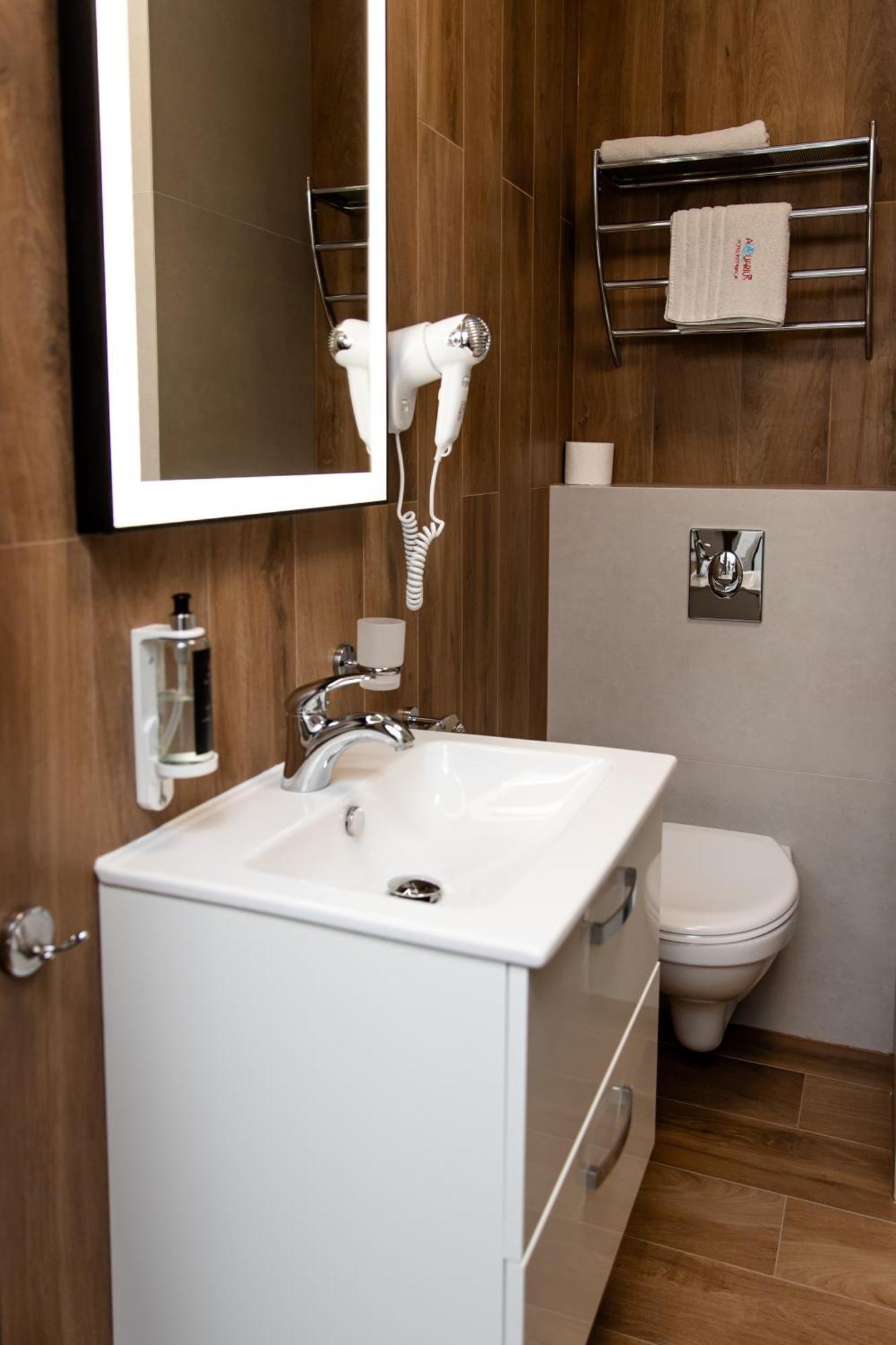 Hotel Aquarius Restaurant Wellness Spa Цехоцинек Экстерьер фото